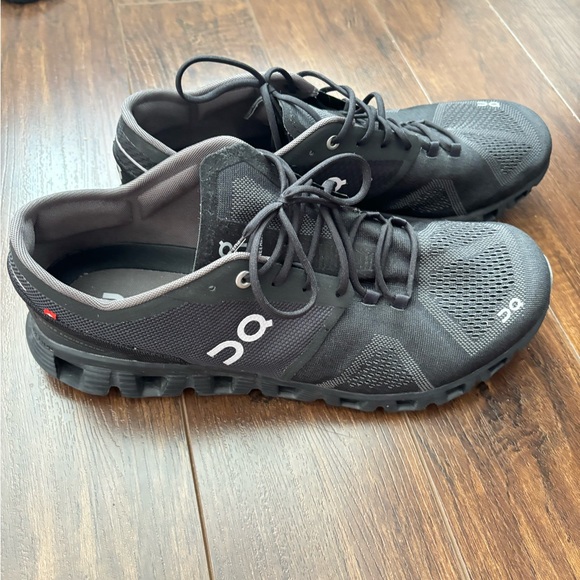 On Running Other - Roger Federer brand Cloud X men’s sneakers